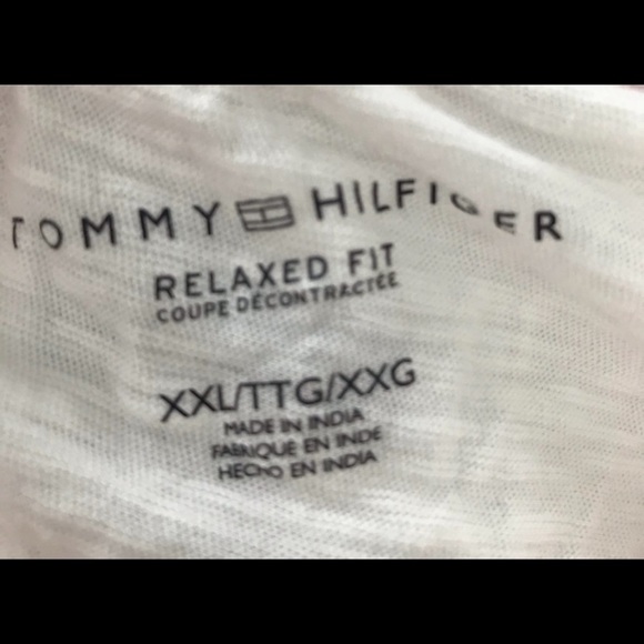 Tommy Hillfiger teeshirt women’s relaxed fit t-shirt - Picture 3 of 3